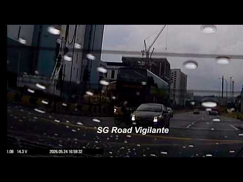 24may2026  Woodlands Ave  9cyclist fail to conform to red light signal and tbone car thumbnail