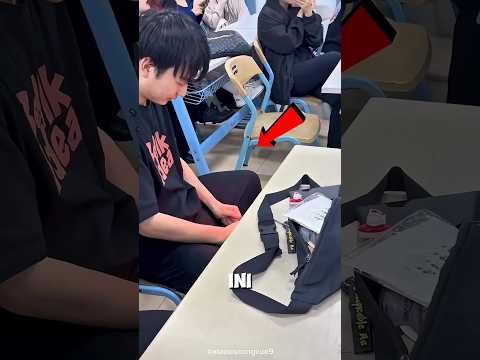 bocil ini nekat bawa kayu bakar ke kelas 😱 thumbnail