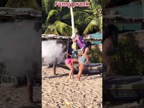 Funny prank😂#funny#prank#funnyprank#funnyvideos#funny thumbnail