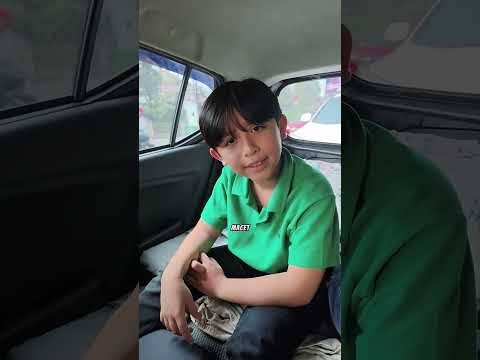 Ara Kaget Dpn Kantor KDM Ditutup Pnggung Utk Karnaval Budaya. Bs Telat Kondangan Mobil Papa Kn Macet thumbnail