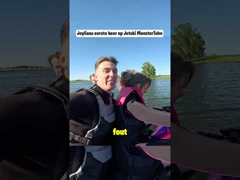 Joyliana eerste keer op Jetski MonsterTube thumbnail