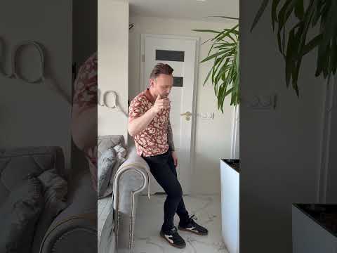 Biegł sprintem do domu… #śmieszne #polskihumor #humor #sprint thumbnail