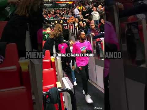NENA LE PEGA UNA CACHETADA A UN JUGADOR DE LA NBA!!! #nba #baloncesto #basketball thumbnail