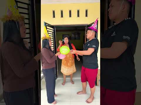 Tarik balon #fypシ #shorts thumbnail