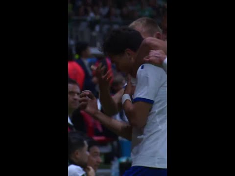¡Gol de Serbia! Error en defensa y Stanic anota #shorts thumbnail