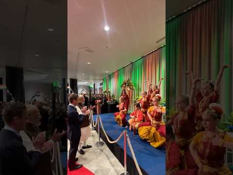 PM Modi receives a wonderful Bharatanatyam welcome in Gothenburg, Sweden thumbnail