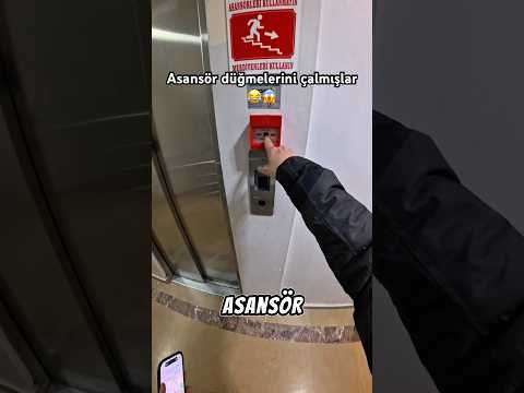 Asansör düğmesi yerine yangın alarmına bastım 😂😱 #shorts #viral #keşfet #motovlog #tiktok #reels thumbnail