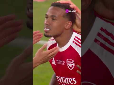 IMAGEM ABSURDA! MARQUINHOS FOI CORRENDO CONSOLAR O GABRIEL MAGALHÃES DEPOIS DO PÊNALTI PERDIDO thumbnail