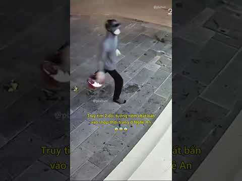 Truy tìm 2 đối tượng ném chất bẩn vào shop thời trang ở Nghệ An 😨 #tintuc #anninh #shorts thumbnail