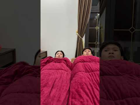 Xuống khoá cửa gặp ma kiểu thumbnail