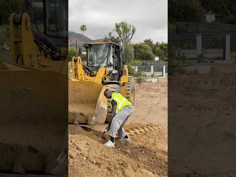 Is gonna be a long day 🚧👷🏿‍♂️#comedy #learnfromkhaby thumbnail
