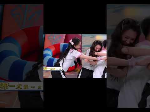 吴泽林夹在李昀锐跟此沙的胸肌中间“左右为男” #你好星期六 #李昀锐 #此沙 thumbnail