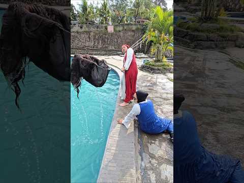 bawang merah nangis rambutnya tengelam dipingir kolam #trendingshorts thumbnail