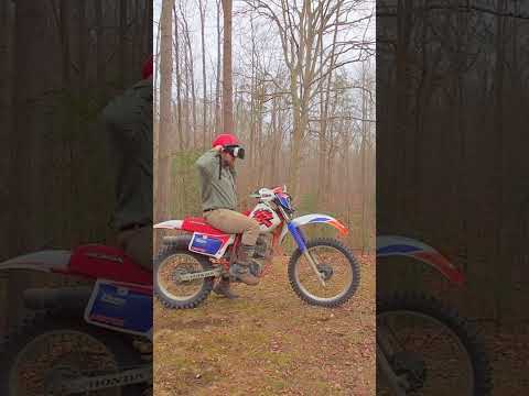 Realidad Virtual VS Motocross thumbnail