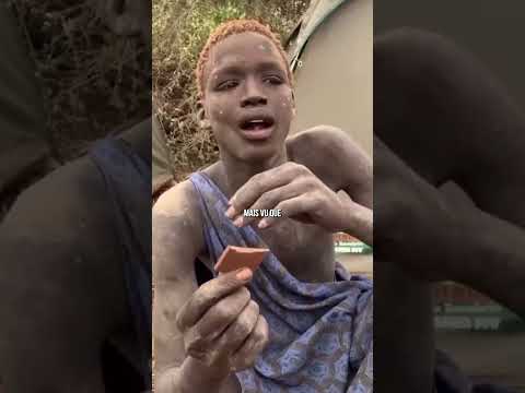 😳 Il goûte du chocolat pour la première fois… thumbnail