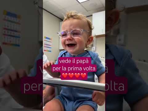 vede il papà per la prima volta thumbnail