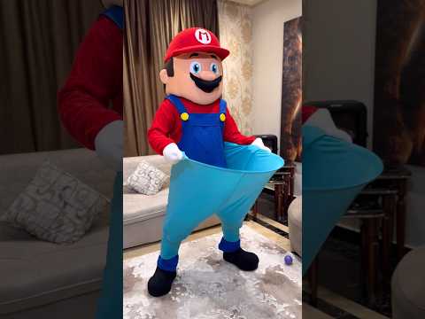 لعبنا ببنطلون ماريو 😂 thumbnail