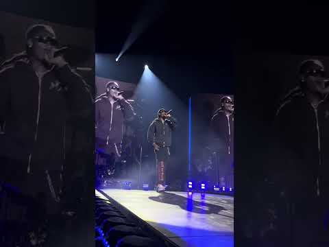 Thank you, L.A. for a sold out night and special thanks to @wizkhalifa for joining us! ✨ thumbnail