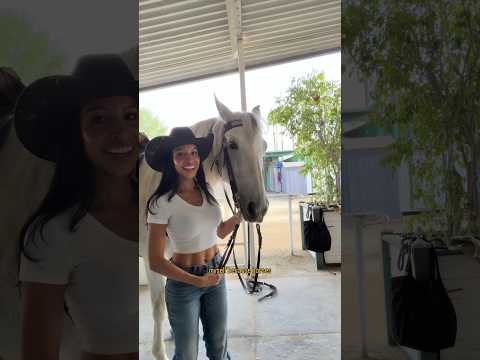 First solo ride. Do not recommend. 🐎😂 #westernriding #horse #equestrian thumbnail