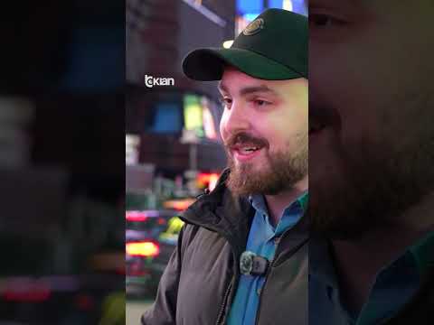 Nga Shqipëria në Times Square, sa kushton të shfaqësh një mesazh personal? thumbnail