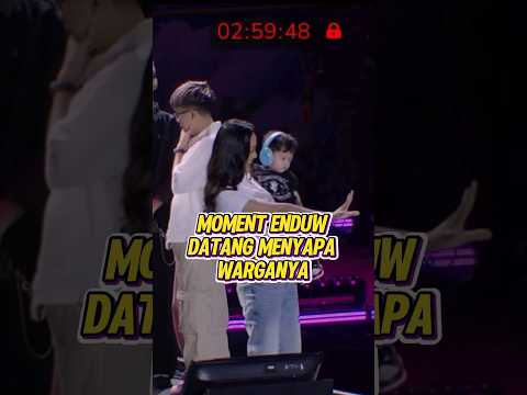 MOMENT ERIKA DAN ANDREW DATANG KE FESTIVAL ! SEMUA LANGSUNG TERIAK #erikacarlina #bravy #rezaarap thumbnail