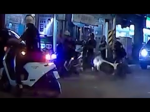 抓犯人固然重要，但也請注意自身安危 thumbnail