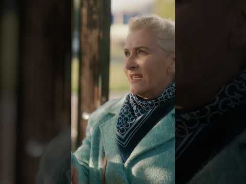 "STARA BABA" | Młode gliny #shorts thumbnail