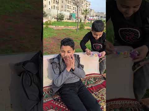 عاساس موسى عم يبيع اكلات thumbnail