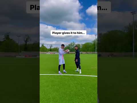 WHAT HAPPENS WHEN YOU HAVE A FREE KICK💀 thumbnail