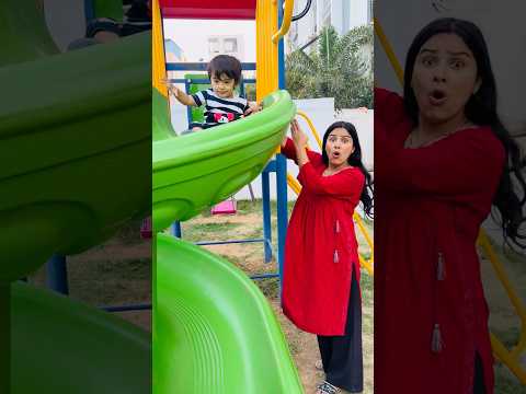Samayra or Rishabh ne Park mein kaise Masti Ki❓🛝😅 #shorts #samayranarula #siblings thumbnail