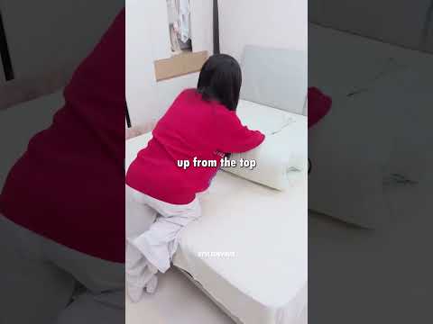 🛏️ The FASTEST Duvet Cover Trick EVER! No More Struggling thumbnail