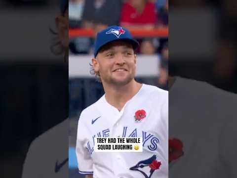 Trey Yesavage Nearly Fumbles a Ground Ball 😅 thumbnail