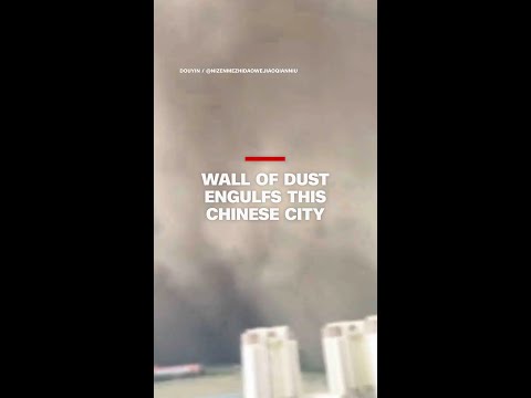 Wall of dust engulfs this Chinese city thumbnail