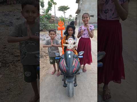 शंकर जी का बेटा गाड़ी में बैठा???️? #shorts #harharmahadev thumbnail