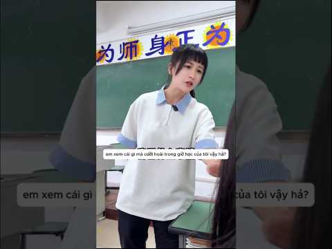 Học sinh lén xem điện thoại trong lớp học và cái kết #shorts thumbnail