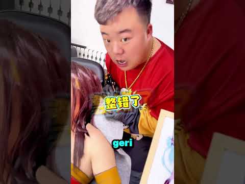 Uyuyan Adama Yanlış Dövmeyi Yaptı! 😂🦸‍♀️ thumbnail