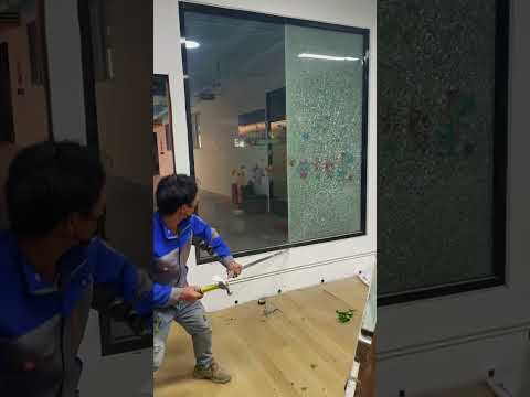 The process of removing tempered glass- Good tools and machinery make work easy thumbnail