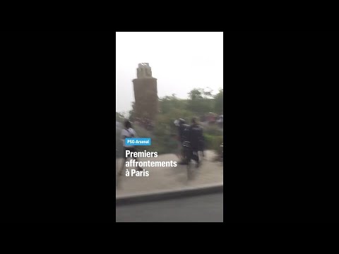 PSG-Arsenal : des affrontements entre supporters et forces de l'ordre à Paris thumbnail