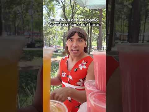 ¿Cómo se debería llamar el puesto de la doña? 😂 thumbnail