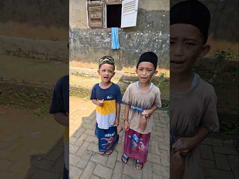faqih baju nya sendal nya kopiah nya bak sama#trendingshorts thumbnail