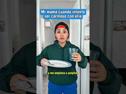 Mamá es tan tierna 😩💕  #shorts #humor #tiktokvideo #comedia #funny #fyp thumbnail
