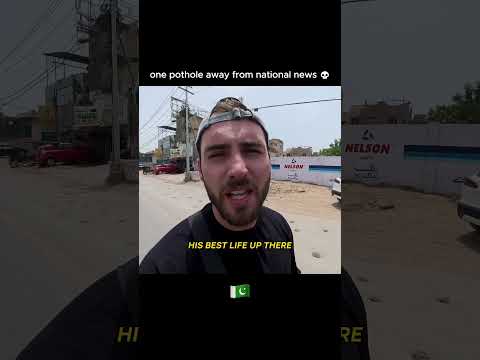 Bro is living his best life 🇵🇰 thumbnail