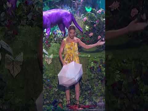 Fashion with a MAGICAL twist! #shorts thumbnail
