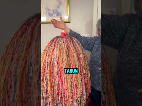 Rahasia Nenek Ini Tersembunyi di Dalam Lilin Raksasa! #viral #shortvideo thumbnail