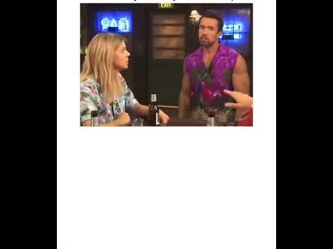 Mac HATING Dee In It’s Always Sunny Will Always Be HILARIOUS! thumbnail