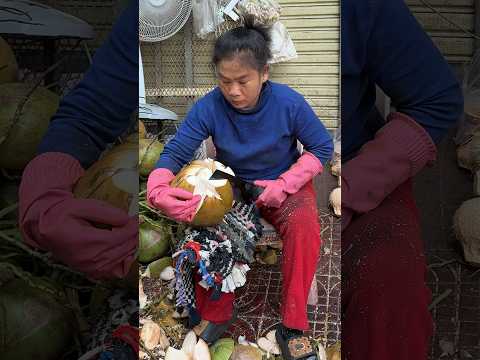 Hardworking Woman! Cambodian Woman Fruit Cutting Skills thumbnail