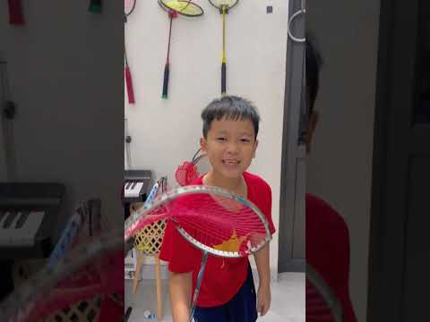 Ba có quà cho Dứa đây #shorts #caulongbocondua thumbnail