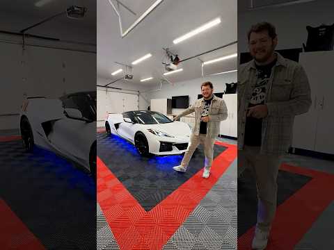 FIRST LOOK: New Corvette thumbnail