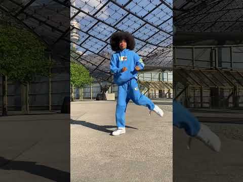 Werbung| Rocking my Tommy Jeans tommyjeans tracksuit😍🔥 #tommyjeans #popdrop #fyp thumbnail