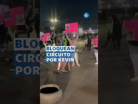 Familiares de Kevin bloquean acceso a la terminal 1 del AICM; exigen justicia #shorts thumbnail
